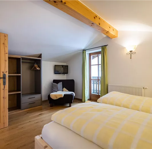 Schlafzimmer DG