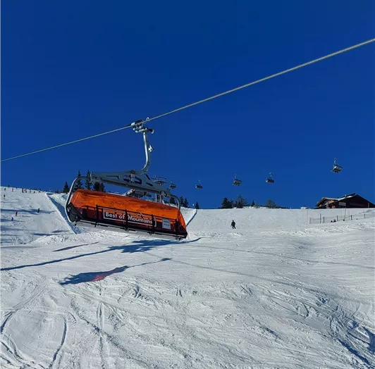 Perfekte Pistenverhältnisse im Snow Space Salzburg (Flachau)! Blitzblauer Himmel, strahlend weiße Pisten!