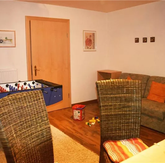 SPIELZIMMER (1)