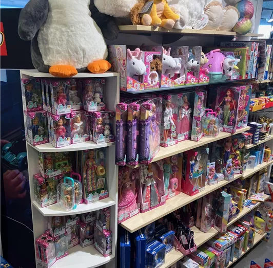 Spielwaren Abteilung - Girl