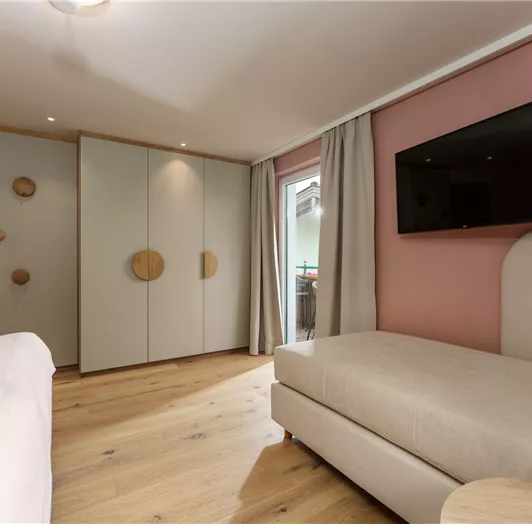 Theresia II - Nebengebäude