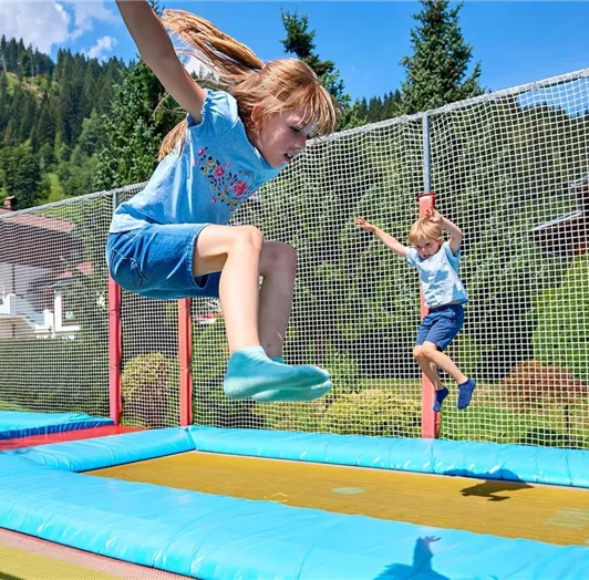 Trampoline
