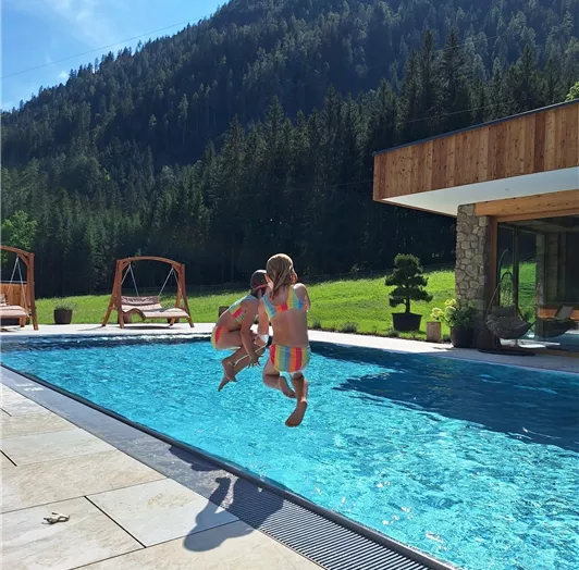 Unser ganzjährig beheizter Pool