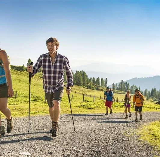 wandern_freunde_flachau-gross