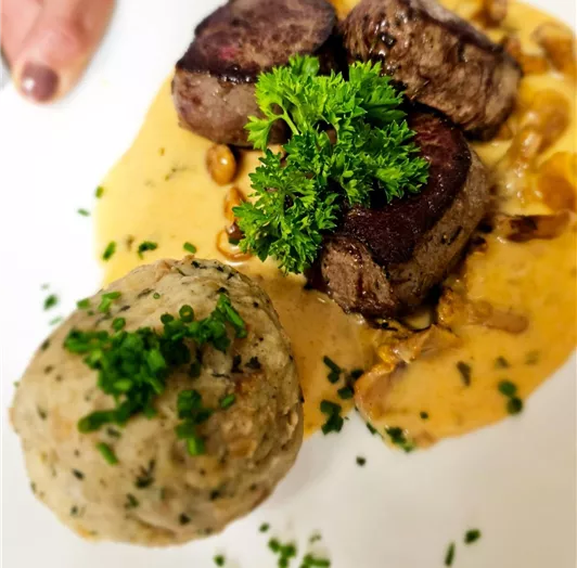 Wildrückensteak in unserem Restaurant Seestüberl