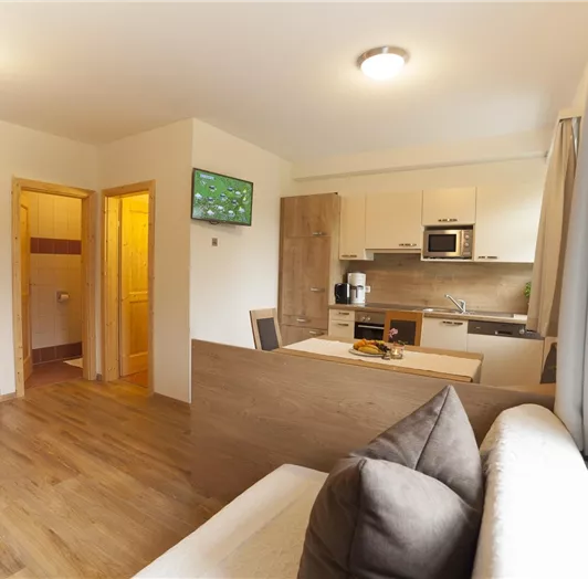 Wohnküche mit Ausziehcouch