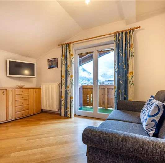 Wohnzimmer App2/Bergblick